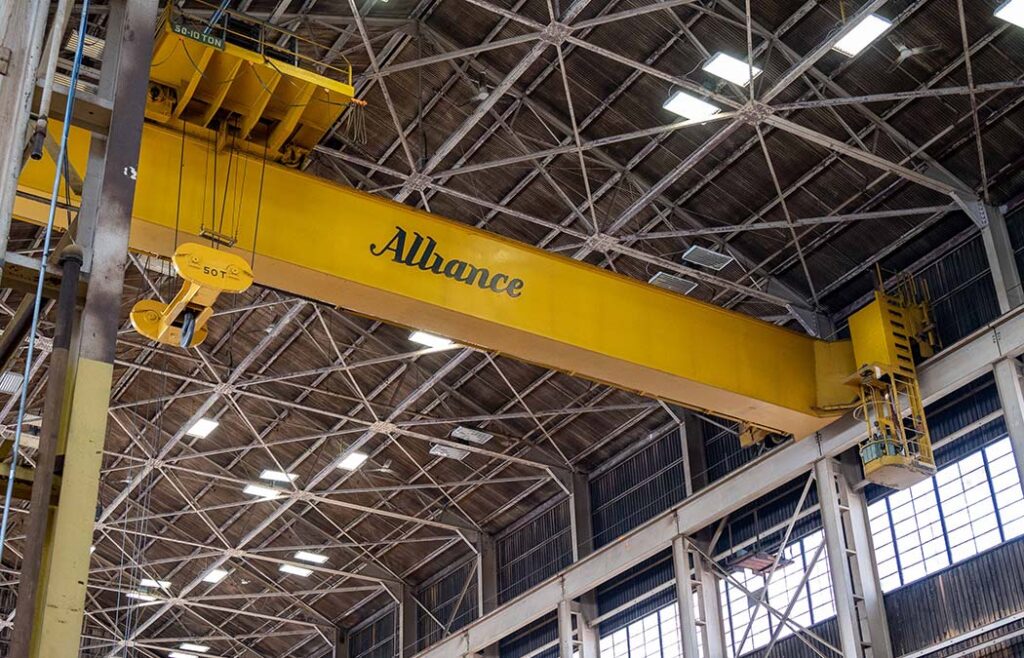 Alliance machine crane in use today