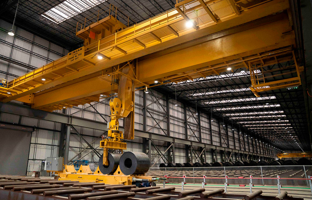 Automated coil crane carrying steel coils